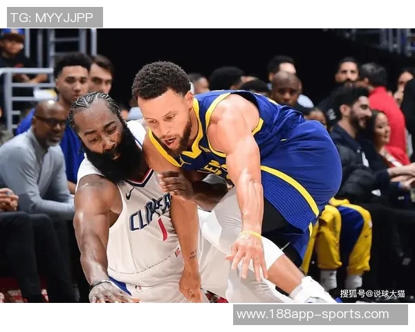 自96-97赛季以来单节得分25球员统计库里8次领跑哈登今日成功入榜 自96-97赛季以来单节得分25球员统计库里8次领跑哈登今日成功入榜